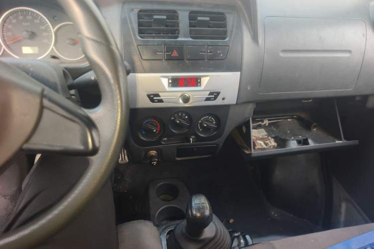 Used Dongfeng Xiaokang K05S 2018 1.0L Practical Model DK10 Audio And AC Panel