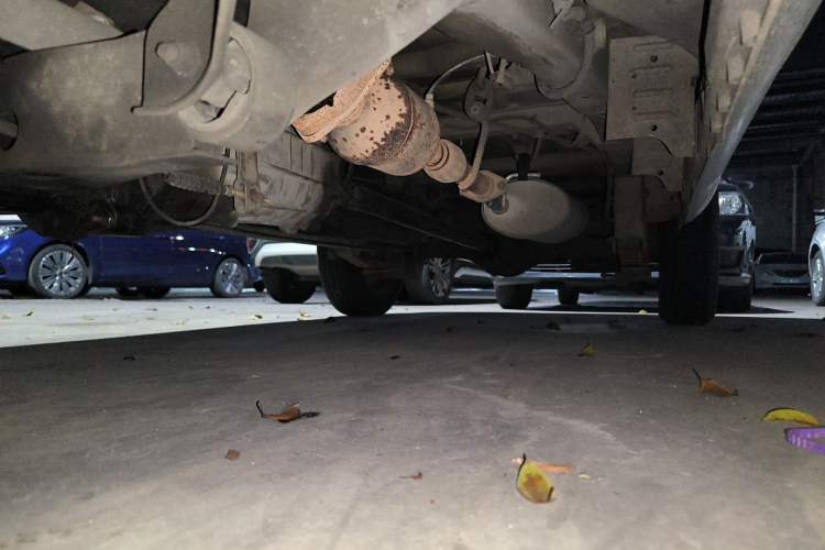 Used Dongfeng Xiaokang K05S 2018 1.2L Refreshed Practical Version DK12 Chassis Front Left