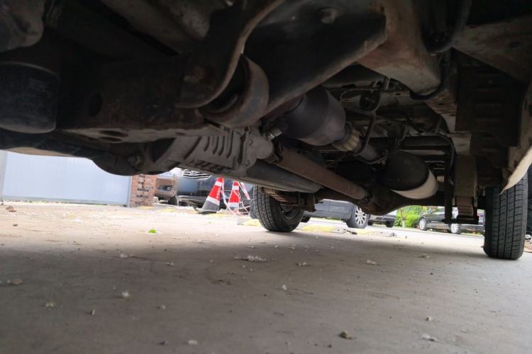 Used Dongfeng Xiaokang K05S  Chassis Front Left