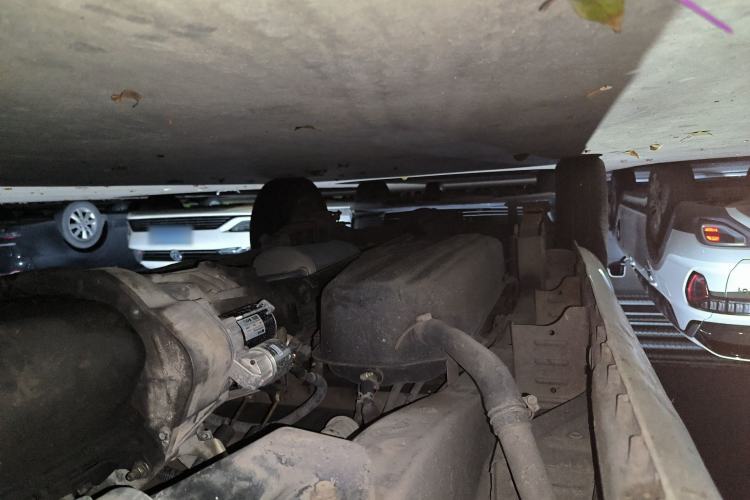 Used Dongfeng Xiaokang K05S 2018 1.2L Refreshed Practical Version DK12 Chassis Front Right