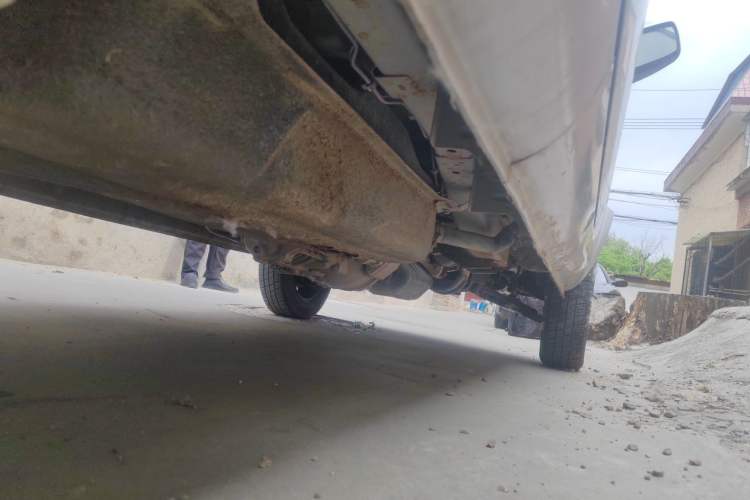 Used Dongfeng Xiaokang K05S  Chassis Rear Right