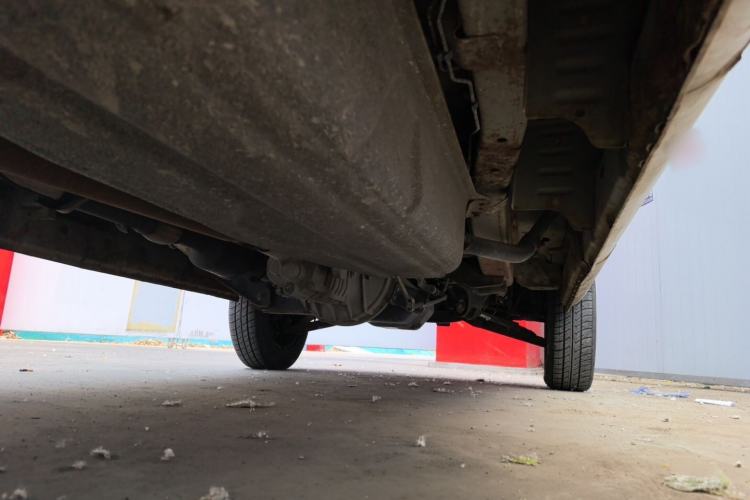 Used Dongfeng Xiaokang K05S  Chassis Rear Right