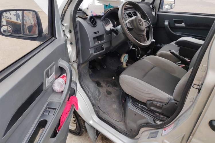 Used Dongfeng Xiaokang K05S 2018 1.2L Refreshed Practical Version DK12 Driver Seat