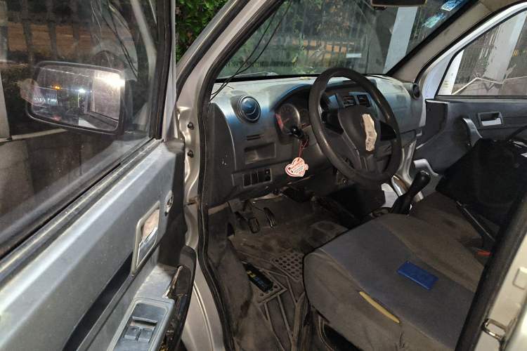 Used Dongfeng Xiaokang K05S 2018 1.2L Refreshed Practical Version DK12 Driver Seat