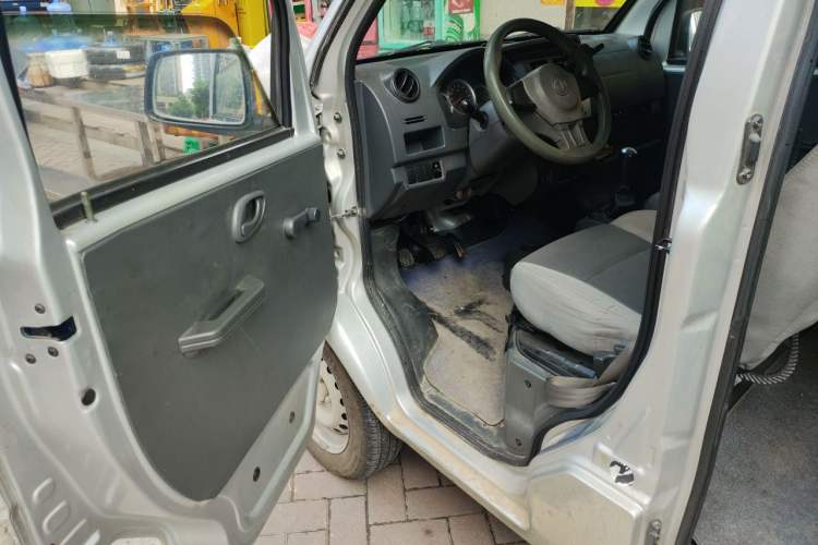 Used Dongfeng Xiaokang K05S 2018 1.2L Refreshed Practical Version DK12 Driver Seat