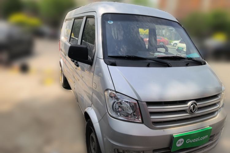 Used Dongfeng Xiaokang K05S  Front Right 45 Deg