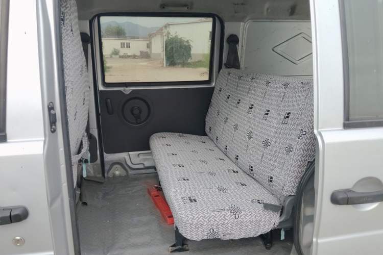 Used Dongfeng Xiaokang K05S 2018 1.0L Practical Model DK10 Left Rear Seat