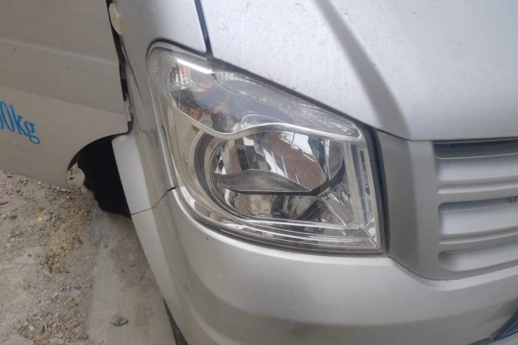 Used Dongfeng Xiaokang K05S  Right Front Headlight