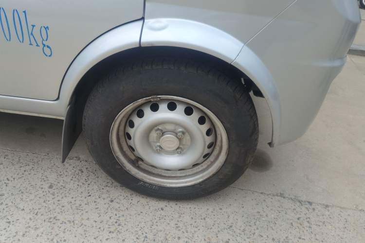 Used Dongfeng Xiaokang K05S 2018 1.0L Practical Model DK10 Right Front Wheel Hub