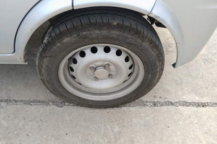 Used Dongfeng Xiaokang K05S 2018 1.0L Practical Model DK10 Right Front Wheel Hub