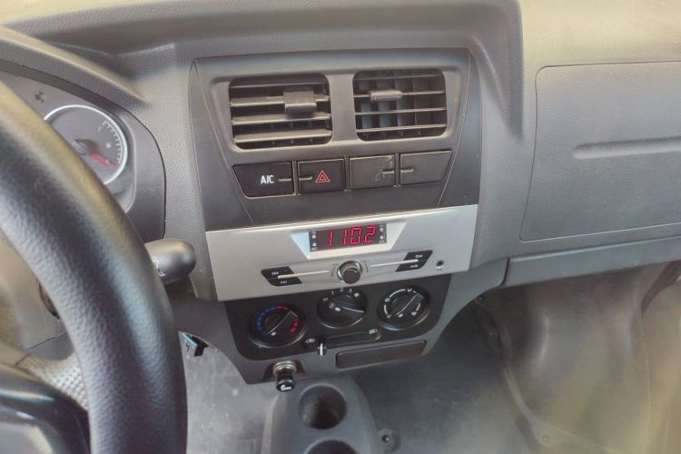 Used Dongfeng Xiaokang K05S 2019 1.2L Practical Version China VI Standard DK12 Audio And AC Panel