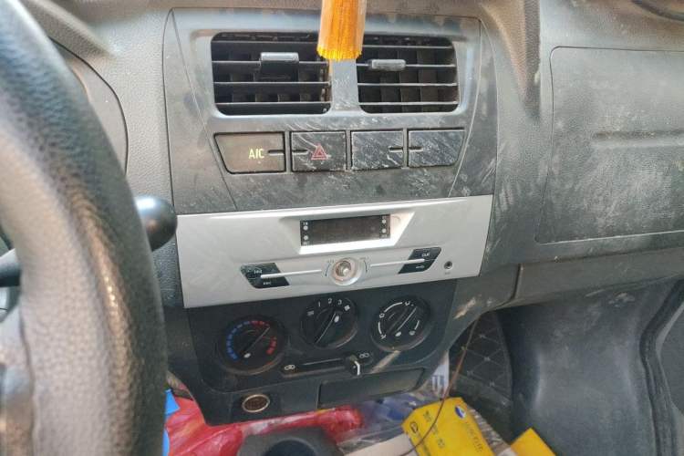 Used Dongfeng Xiaokang K05S 2019 1.2L Practical Version China VI Standard DK12 Audio And AC Panel