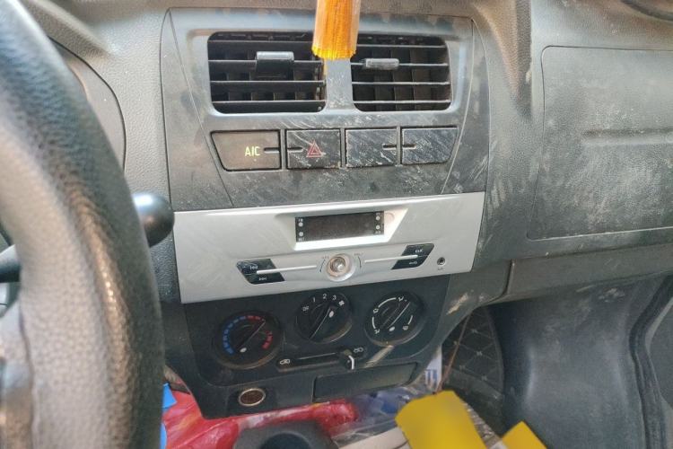 Used Dongfeng Xiaokang K05S 2019 1.2L Practical Version China VI Standard DK12 Audio And AC Panel