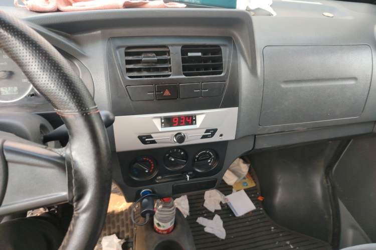 Used Dongfeng Xiaokang K05S 2019 1.2L Practical Version China VI Standard DK12 Audio And AC Panel
