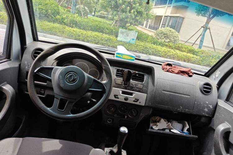 Used Dongfeng Xiaokang K05S 2019 1.2L Practical Version China VI Standard DK12 Center Console