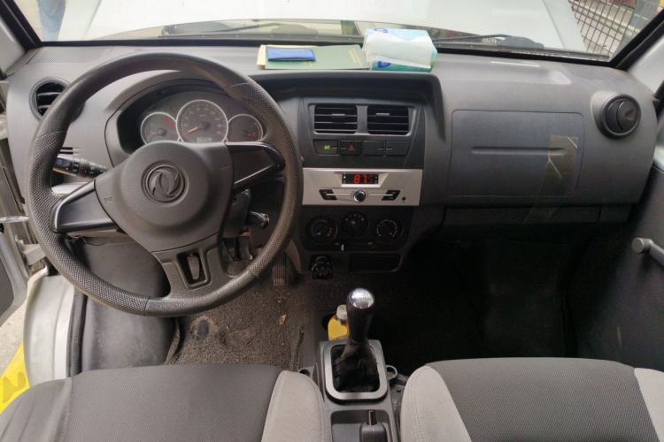 Used Dongfeng Xiaokang K05S 2019 1.2L Practical Version China VI Standard DK12 Center Console