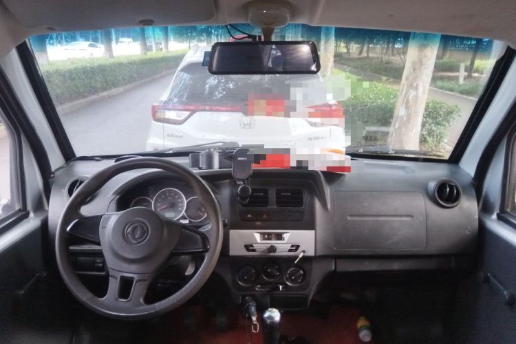 Used Dongfeng Xiaokang K05S 2019 1.2L Practical Version China VI Standard DK12 Center Console