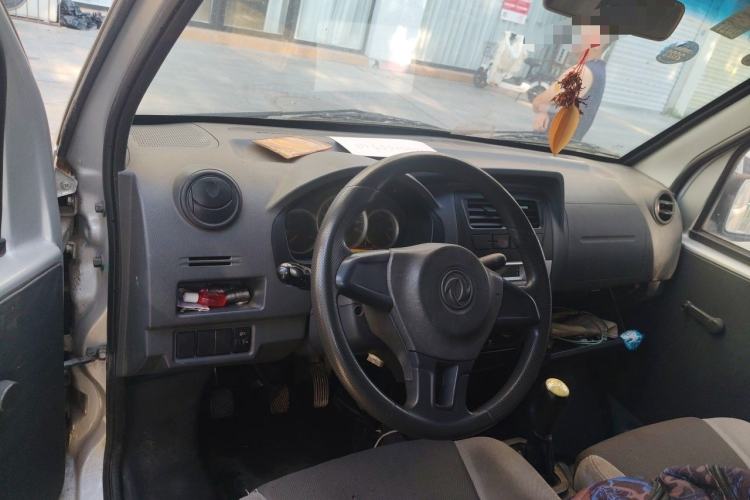 Used Dongfeng Xiaokang K05S 2019 1.2L Practical Version China VI Standard DK12 Center Console