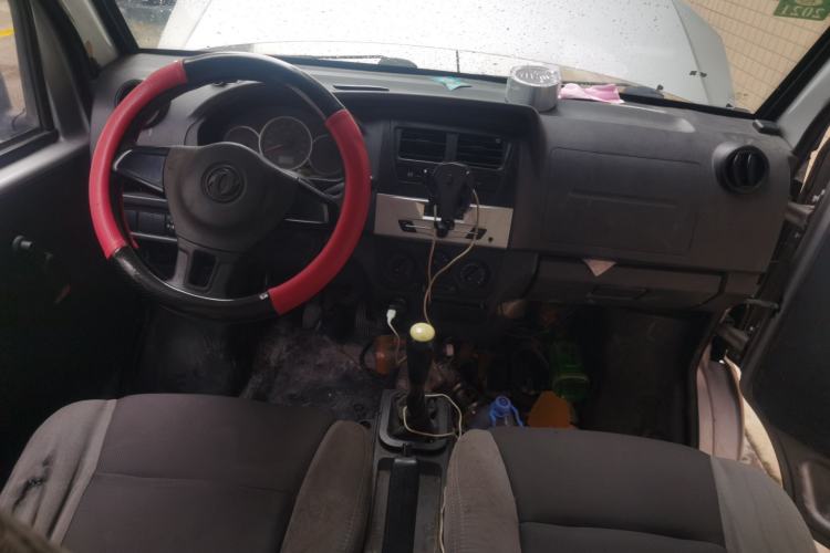 Used Dongfeng Xiaokang K05S 2019 1.2L Practical Version China VI Standard DK12 Center Console