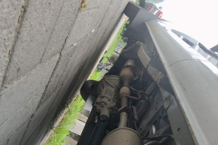 Used Dongfeng Xiaokang K05S  Chassis Front Left