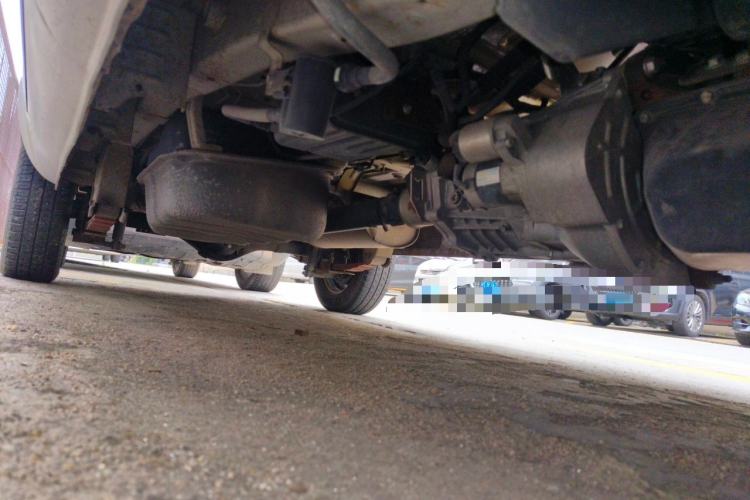 Used Dongfeng Xiaokang K05S 2019 1.2L Practical Version China VI Standard DK12 Chassis Front Right
