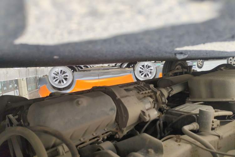 Used Dongfeng Xiaokang K05S 2019 1.2L Practical Version China VI Standard DK12 Chassis Front Right