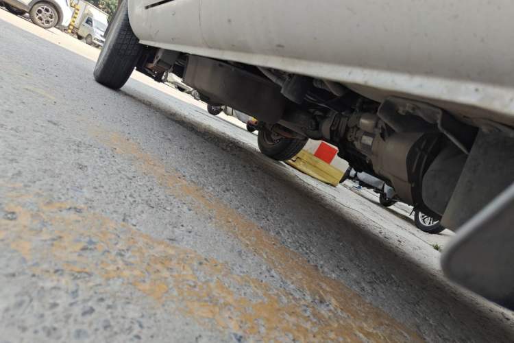 Used Dongfeng Xiaokang K05S 2019 1.2L Practical Version China VI Standard DK12 Chassis Front Right