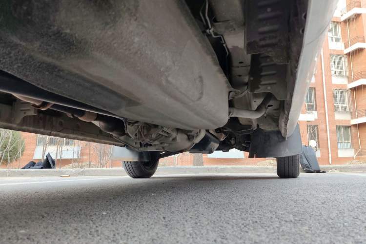 Used Dongfeng Xiaokang K05S 2019 1.2L Practical Version China VI Standard DK12 Chassis Front Right
