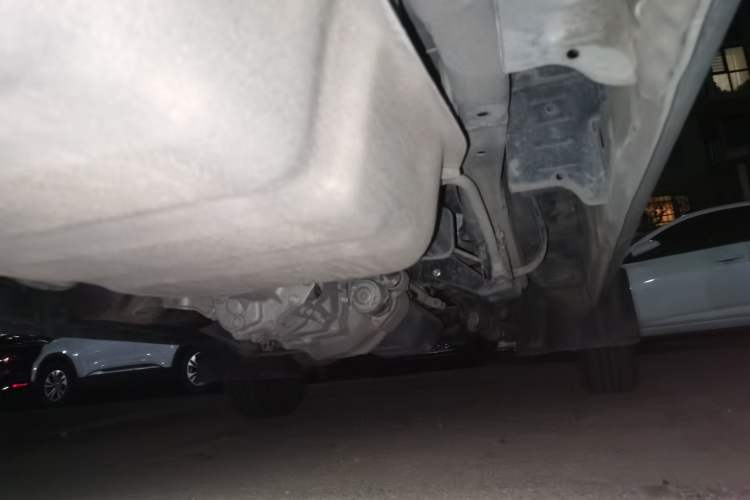 Used Dongfeng Xiaokang K05S 2019 1.2L Practical Version China VI Standard DK12 Chassis Rear Right