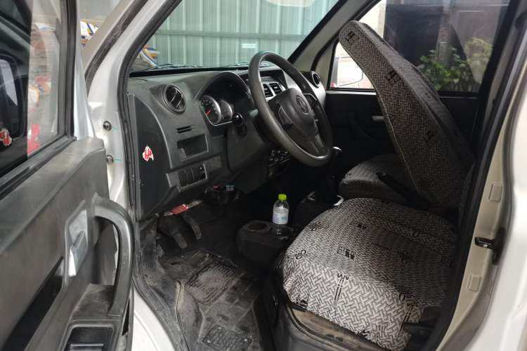 Used Dongfeng Xiaokang K05S 2019 1.2L Practical Version China VI Standard DK12 Driver Seat