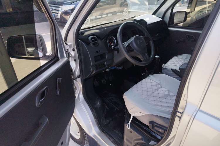 Used Dongfeng Xiaokang K05S 2019 1.2L Practical Version China VI Standard DK12 Driver Seat