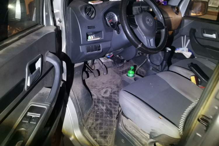 Used Dongfeng Xiaokang K05S 2019 1.2L Practical Version China VI Standard DK12 Driver Seat