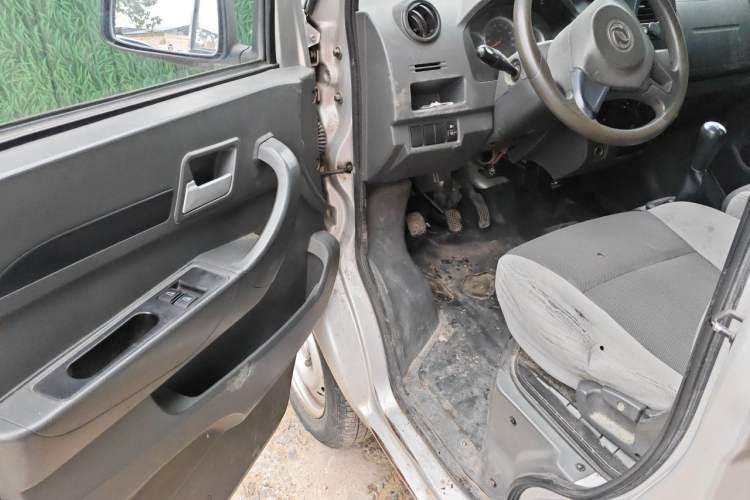 Used Dongfeng Xiaokang K05S 2019 1.2L Practical Version China VI Standard DK12 Driver Seat