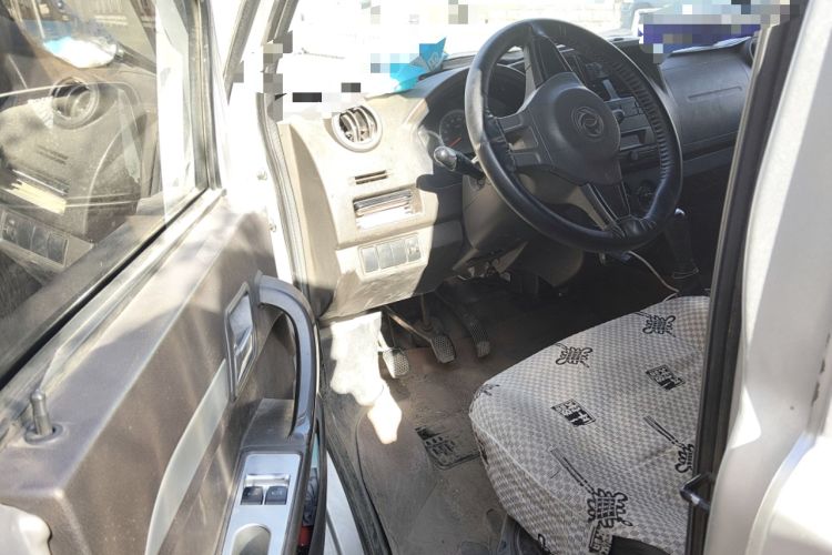 Used Dongfeng Xiaokang K05S 2019 1.2L Practical Version China VI Standard DK12 Driver Seat