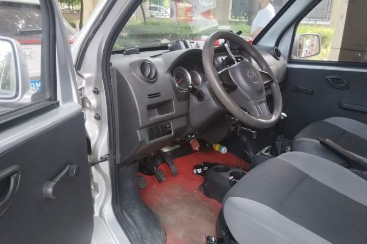 Used Dongfeng Xiaokang K05S 2019 1.2L Practical Version China VI Standard DK12 Driver Seat