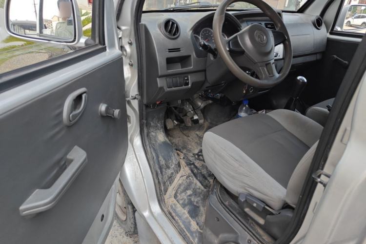 Used Dongfeng Xiaokang K05S 2019 1.2L Practical Version China VI Standard DK12 Driver Seat