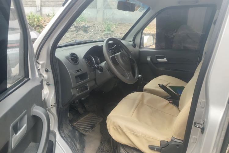 Used Dongfeng Xiaokang K05S 2019 1.2L Practical Version China VI Standard DK12 Driver Seat