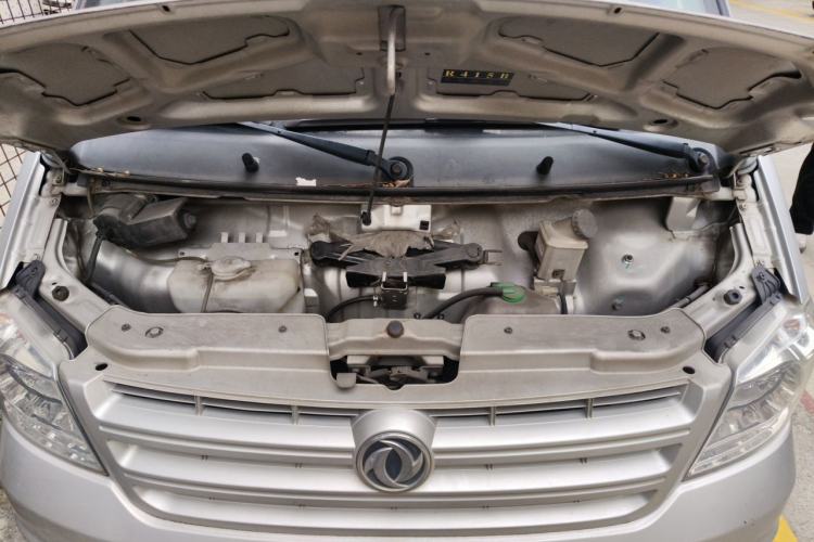 Used Dongfeng Xiaokang K05S 2019 1.2L Practical Version China VI Standard DK12 Engine Bay