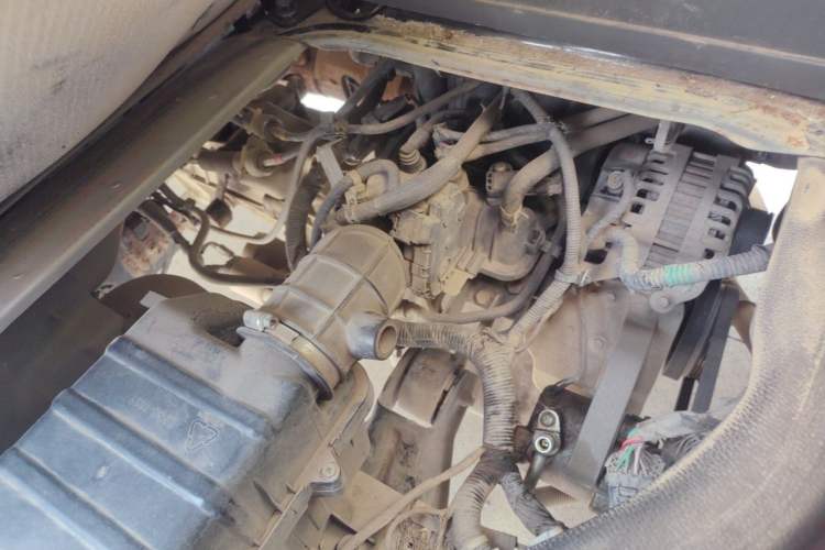 Used Dongfeng Xiaokang K05S 2019 1.2L Practical Version China VI Standard DK12 Engine Bay Right