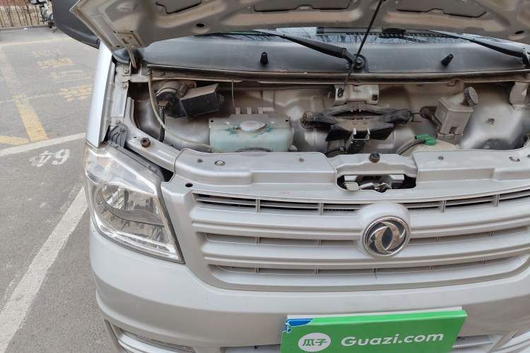 Used Dongfeng Xiaokang K05S 2019 1.2L Practical Version China VI Standard DK12 Engine Bay Right