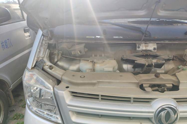 Used Dongfeng Xiaokang K05S 2019 1.2L Practical Version China VI Standard DK12 Engine Bay Right