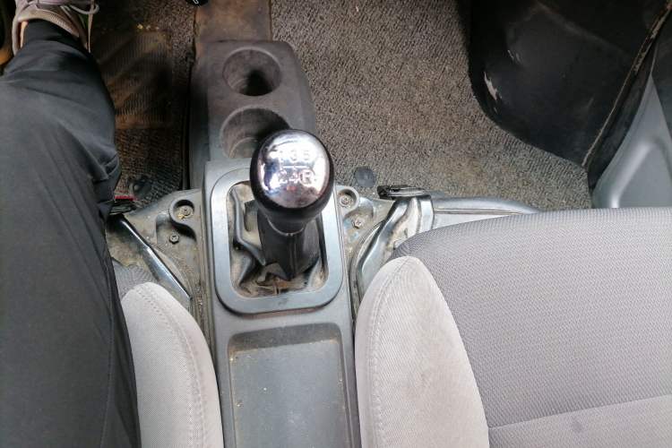 Used Dongfeng Xiaokang K05S 2019 1.2L Practical Version China VI Standard DK12 Gear Lever