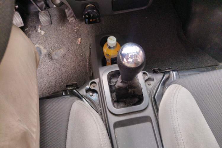 Used Dongfeng Xiaokang K05S 2019 1.2L Practical Version China VI Standard DK12 Gear Lever