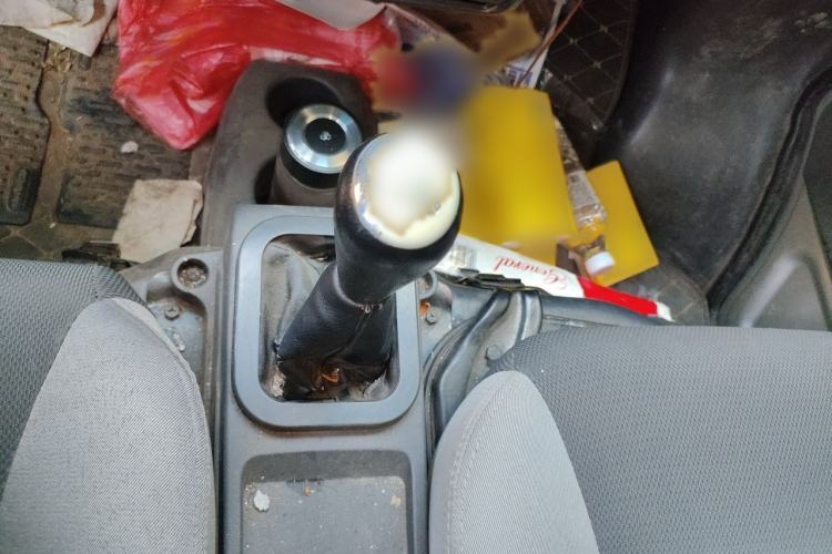 Used Dongfeng Xiaokang K05S 2019 1.2L Practical Version China VI Standard DK12 Gear Lever