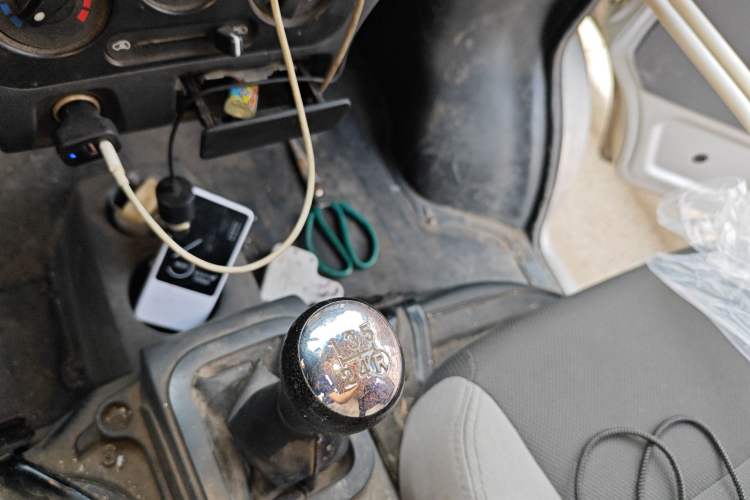 Used Dongfeng Xiaokang K05S 2019 1.2L Practical Version China VI Standard DK12 Gear Lever