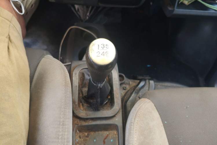 Used Dongfeng Xiaokang K05S 2019 1.2L Practical Version China VI Standard DK12 Gear Lever