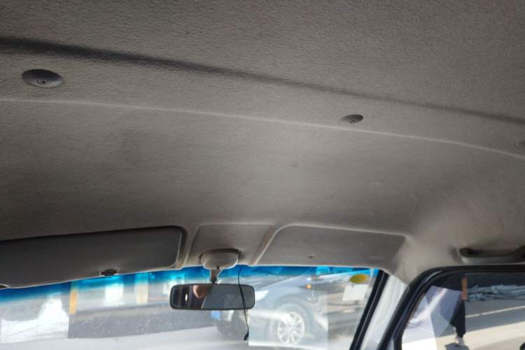 Used Dongfeng Xiaokang K05S 2019 1.2L Practical Version China VI Standard DK12 Headliner