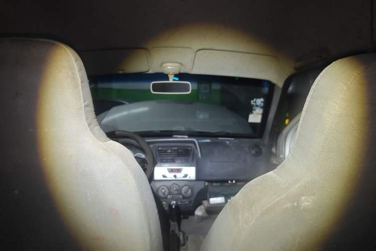 Used Dongfeng Xiaokang K05S 2019 1.2L Practical Version China VI Standard DK12 Headliner