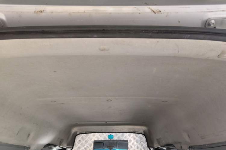 Used Dongfeng Xiaokang K05S 2019 1.2L Practical Version China VI Standard DK12 Headliner