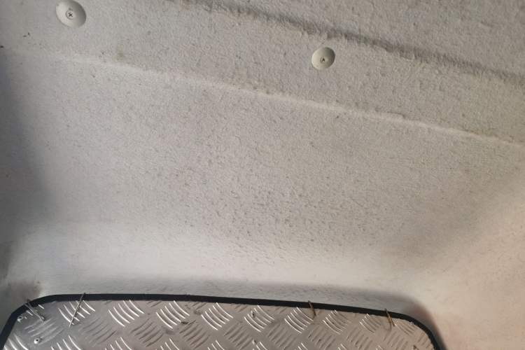 Used Dongfeng Xiaokang K05S 2019 1.2L Practical Version China VI Standard DK12 Headliner
